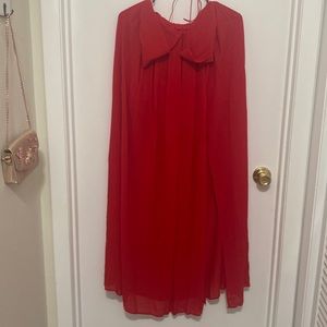 Brand shein color red, size M